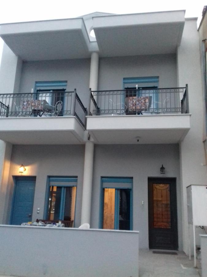 Kostas Family Rooms Stavros  Eksteriør billede