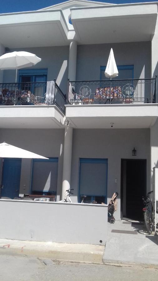 Kostas Family Rooms Stavros  Eksteriør billede