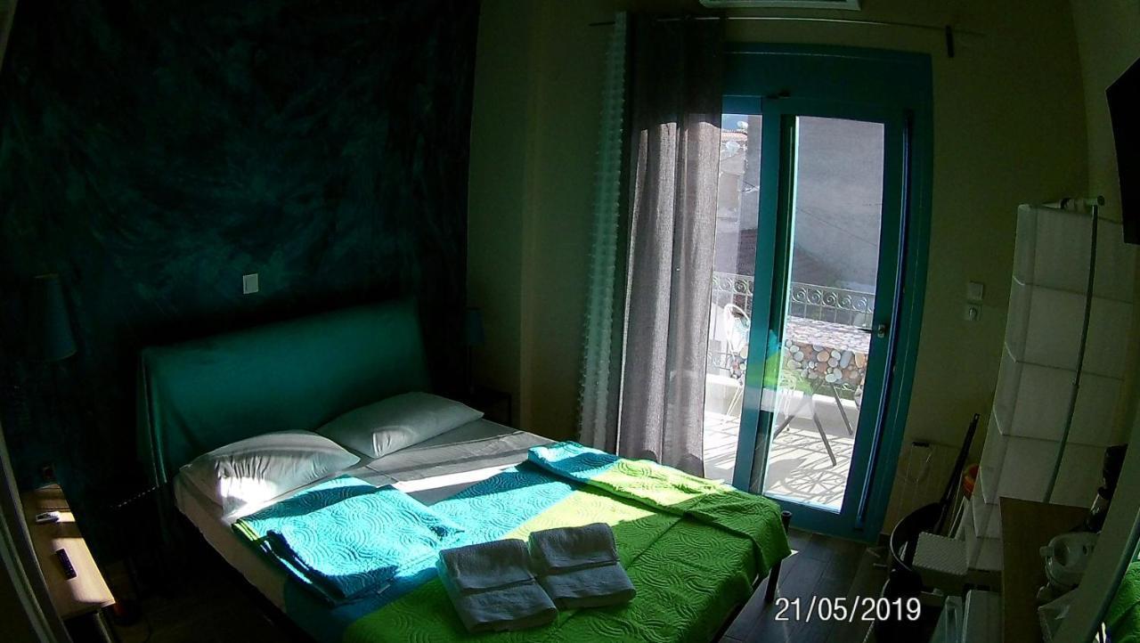 Kostas Family Rooms Stavros  Eksteriør billede